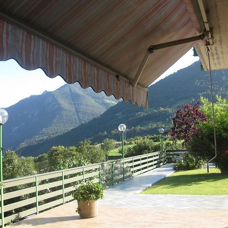 B&B Garden Solto Collina Экстерьер фото